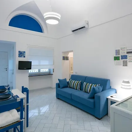 Blue In Piazzetta