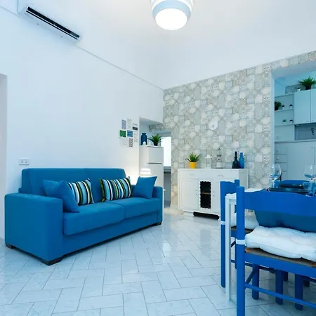 Blue In Piazzetta * Capri